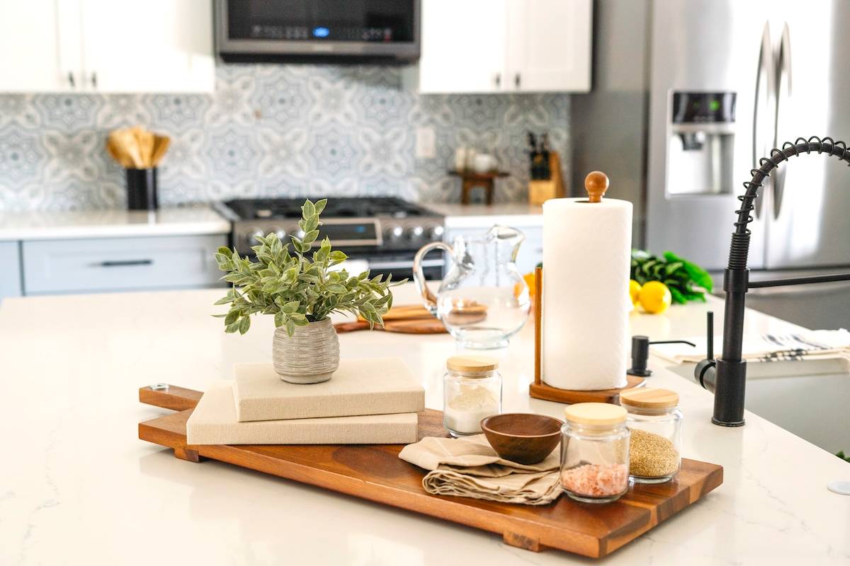 Salt, paper towel, kitchen items - kitchen declutter items