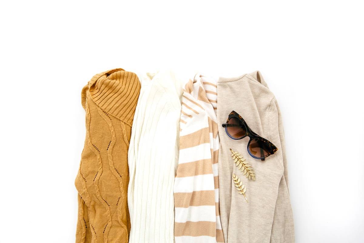 Jumpers, , glasses - how to organise clothes.