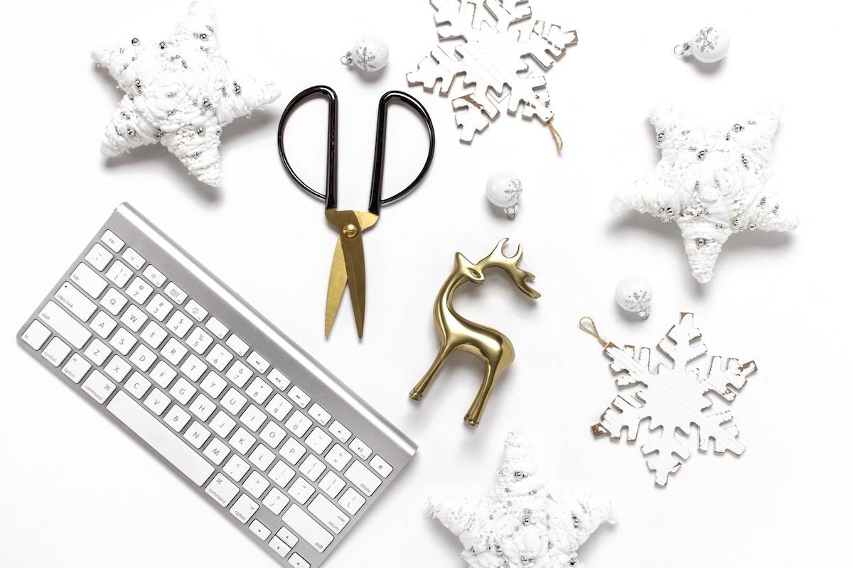 Christmas decorations, keyboard - Christmas activities for kids at home ideas.